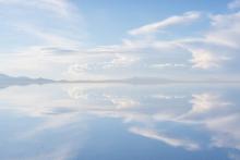 در این شهر می توانید روی آب راه بروید! (+تصاویر)