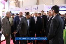 گزارش تصویری سیتنا از بازدید سه ساعته‌ دکتر عارف از نمایشگاه تلکام 2015