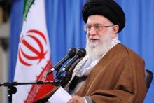 انکار دستاوردهای علمی و دلسرد کردن جوانان، خیانت به کشور است 