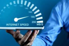 بررسی وضعیت سرعت اینترنت ثابت و همراه ایران در مقایسه با کشورهای همسایه