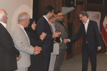 نشان عالی کیفیت در تولید و خدمات به آسیاتک رسید