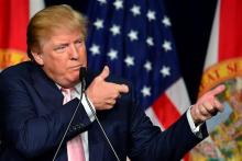 ضرب و شتم یک زن مسلمان توسط هوادار ترامپ در فرودگاه