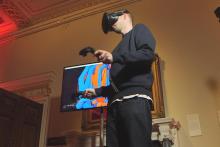 در هم آمیختن جهان واقعیت و خیال با «واقعیت مجازی»