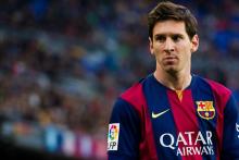 مسی با کودک افغان پلاستیک پوش ملاقات می کند 