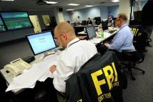 اف بی آی ناتوان از بازکردن قفل گوشی عامل تیراندازی تگزاس