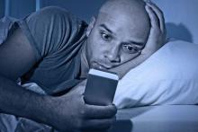 اینترنت پرسرعت کم‌خوابی می‌آورد