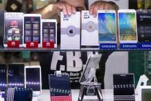 گمانه‌زنی بر افزایش ۳۰ درصدی قیمت گوشی موبایل!