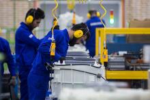 ناپایداری در بازار کار؛ دستمزدها زیر خط فقر است