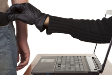 نصب برنامه و اپلیکیشن موبایلی برای دریافت جایزه، شگرد مجرمان سایبری است