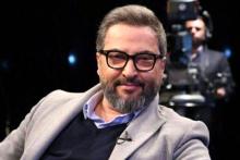 پدیده انتشار عکس با بیماران تمامی ندارد؛ این بار مهرداد میناوند