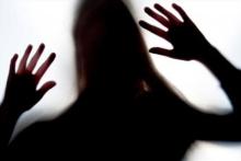 عامل فیلم&zwnj;بردارى&zwnj; مخفیانه از دختر جوان دستگیر شد