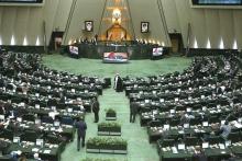 عضو کمیسیون اقتصادی مجلس: بازار لوازم خانگی عملا از کنترل وزارت صمت خارج شده است/ معاونت حمایت از مصرف‌کنندگان وزارت صمت در کما به سر می‌برد