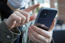 واردات گوشی‌های آیفون ممنوع شد