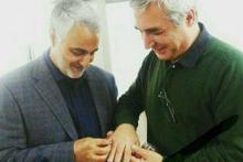 هدیه ویژه حاج‌ قاسم به حاتمی‌کیا (+عکس)