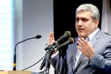 نخبگان اگر به فکر دریافت پول نفت باشند به خودشان توهین کرده‌اند 