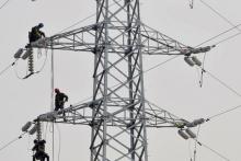 طول شبکه‌های برق ایران ۷۲ برابر قطر کره زمین است 