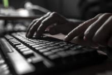 مایکروسافت با کودک‌آزاری آنلاین مقابله می‌کند