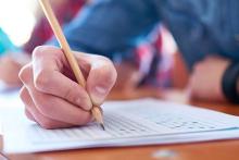  اوراق امتحانی دانش آموزان