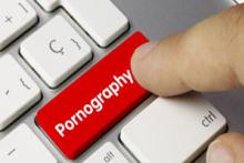 چرا تماشای پورنوگرافی در ایران طرفدار دارد؟