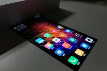 رونمایی از نمونه مفهومی نمایشگر تمام انعطاف‌پذیر شائومی