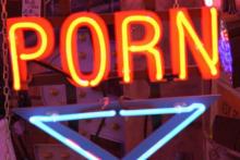 هشدار به مردانی که فیلم&zwnj;های پورن تماشا می&zwnj;کنند