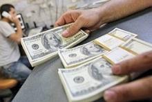 سکوت بازار ارز شکست/دلار۴۸۱۱ تومان