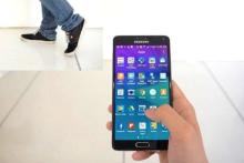 تلفن همراهتان را با پا جواب دهید!