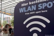 موافقان و مخالفان اجرای طرح وای&zwnj;فای رایگان در اتحادیه اروپا چه می&zwnj;گویند؟