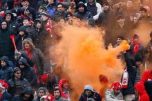 شعار علیه بازیکنان در تبریز و درگیری مسعود شجاعی(+تصاویر)