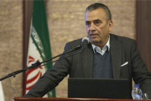 واردکنندگان تلفن همراه، باید کالا را به موقع بین اصناف توزیع کنند