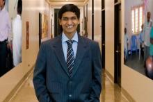 روایت زندگی پسر نابینایی که میلیونر شد! (+تصاویر)