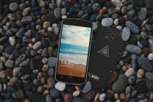 یک گوشی هوشمند جان سخت از راه رسید