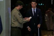 بُهت رونالدو هنگام ورود به عربستان! +عکس