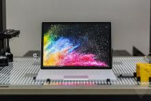 رونمایی مایکروسافت از لپ تاپ ۱۵ اینچی