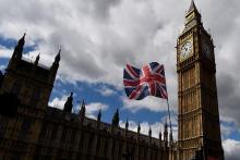 شماره تلفن وزرای انگلیسی لو رفت!