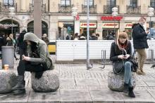 دسترسی به گوشی برای ۴۰ درصد مردم از نظافت مهم‌تر است