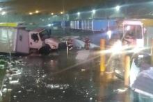 فرو ریختن دیوار انبار آمازون قربانی گرفت