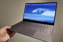 لپ تاپ فوق سبک گلکسی بوک اس عرضه شد