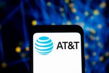 اپراتور آمریکایی مشترکانش را مجبور به تعویض تلفن‌‌های قدیمی کرد