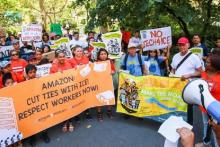 از آمازون به دلیل اخراج یکی از کارگران، شکایت شد