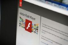 به روزرسانی ویندوز ۱۰ جهت حذف و بلوکه کردن نرم افزار فلش