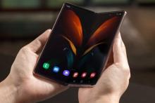 عرضه‌ی گوشی تاشوی گلکسی زد فلد ۳