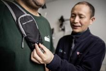 تولید سیستمی که احتمال برخورد نابینایان با موانع را کاهش می‌دهد