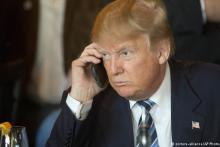 آیفون ترامپ توسط قفل کودک مسدود شده است!