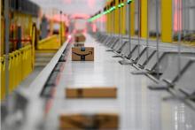 تسریع عملیات‌های آمازون با سیستم رباتیک جدید