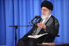 فضای مجازی، به صورت توأمان دارای منافع و مضرات بی‌شماری است/ حوزه‌های علمیه با استفاده از فضای مجازی مفاهیم اسلامی را تبیین و ترویج کنند 