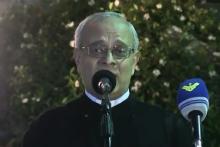 ویدیو/ افطاری حزب‌الله با اذان یک کشیش!