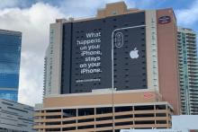 اپل، آمازون و گوگل را به طور مستقیم هدف قرار داد