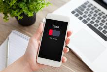 گوشی‌های قدیمی آیفون مشکل باتری پیدا کردند