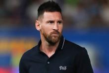 عذرخواهی مسی به خاطر سفر به عربستان